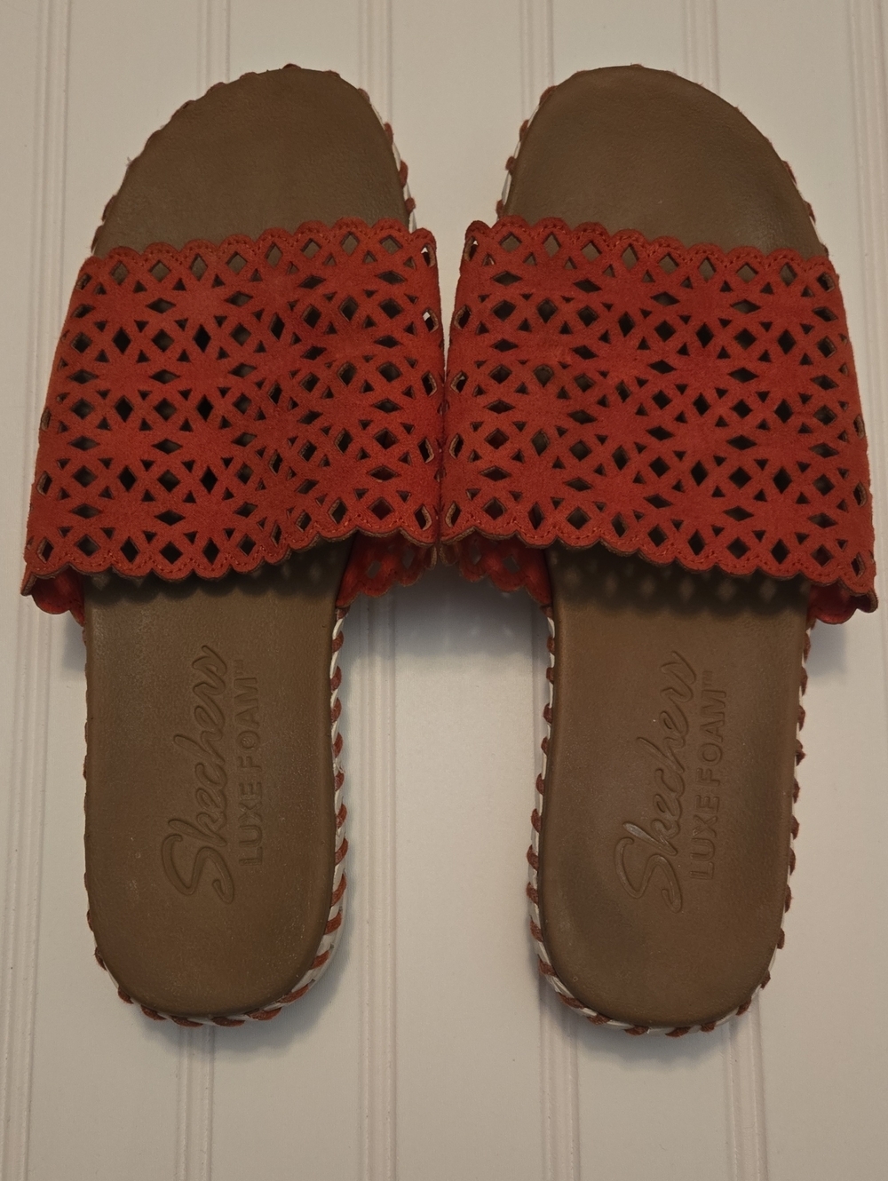 Skechers Women’s Red Sandals / Size 9